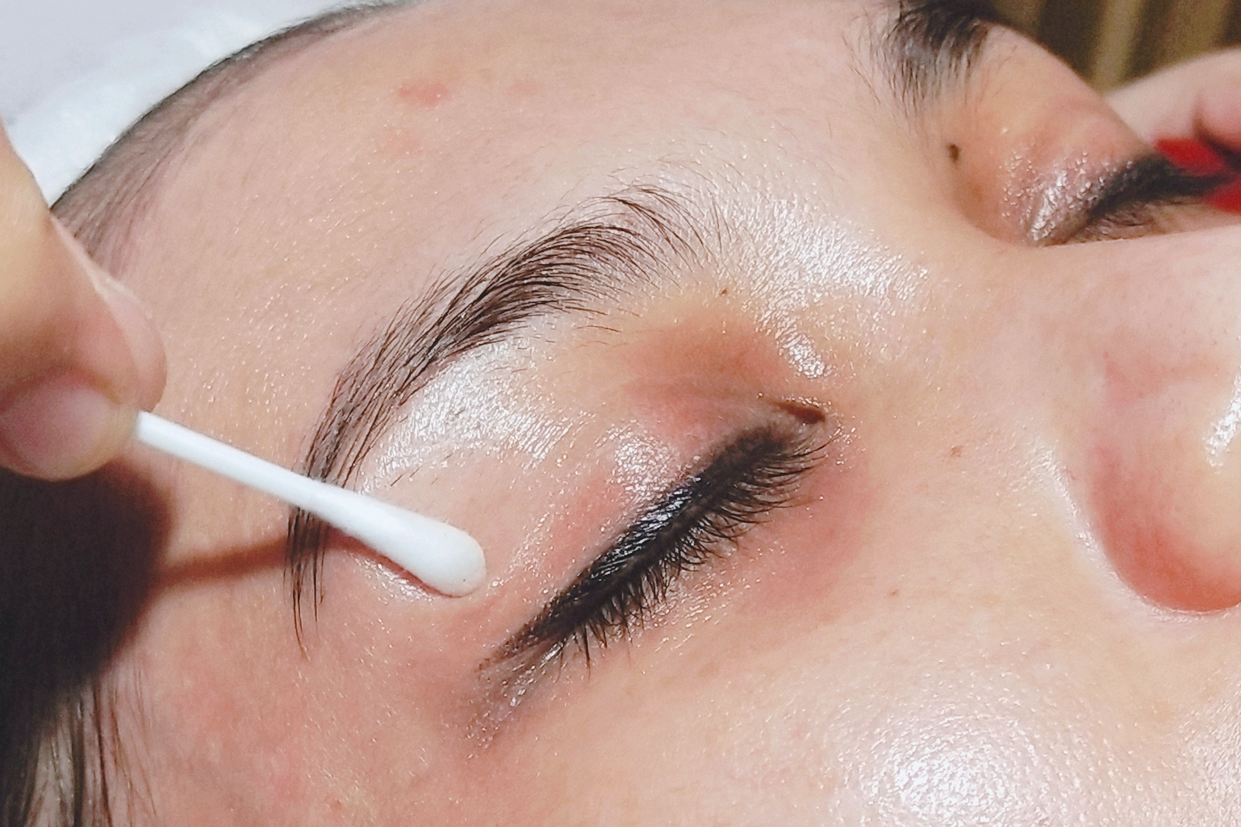 Eye peel. Eye peel